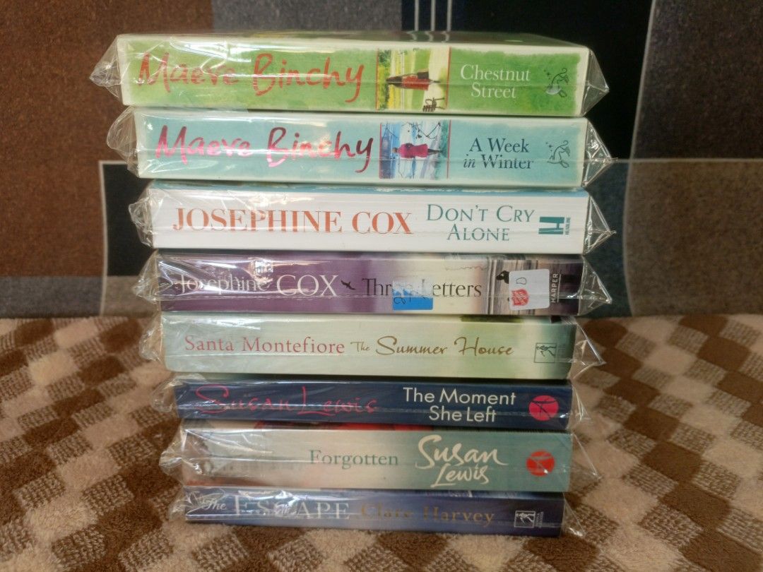 Women's Fiction (Category: Storybooks) located in Bambang. Submitted by axela21 (Listing ID 1468388516, Image 1). Description: 80 each 520 take all Maeve Binchy Susan Lewis Santa Montefiore Josephine Cox Clare Harvey.