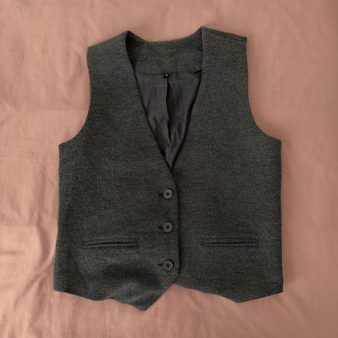 Women Tops (Bundle) (Category: Others Tops) located in Caloocan City. Submitted by anne0532 (Listing ID 1468338456, Image 3). Description: .