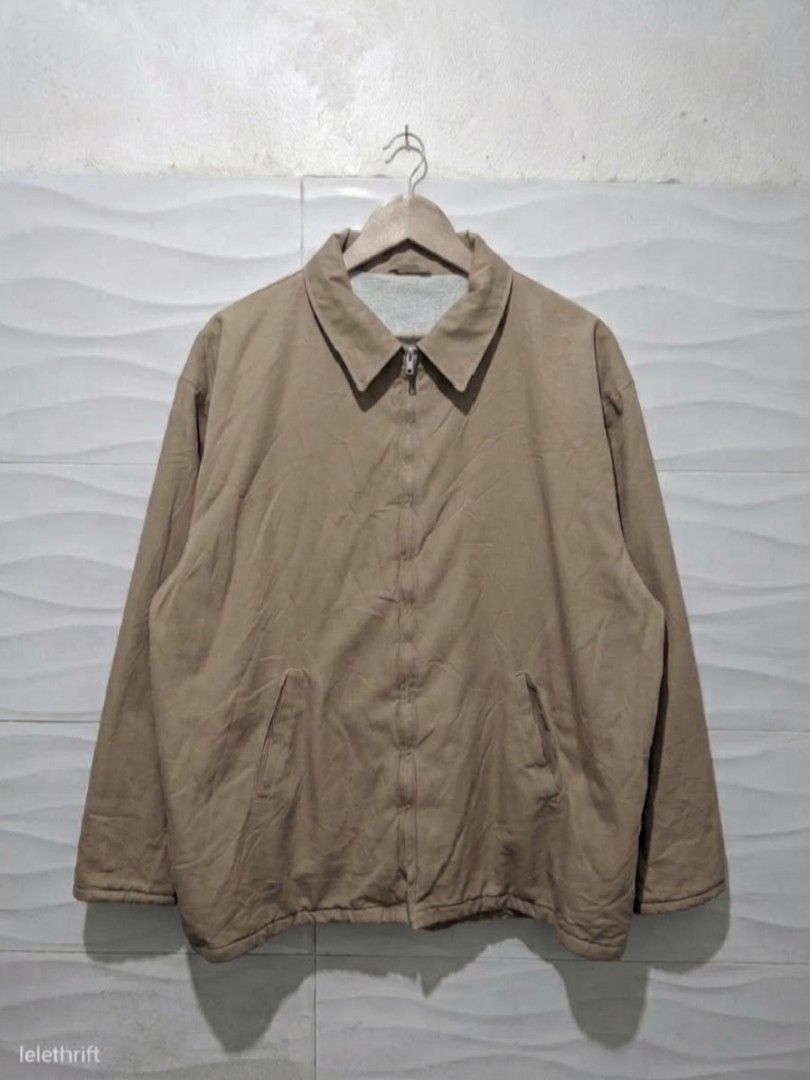 Washington harrington jacket (Category: Coats, Jackets and Outerwear) located in Batangas. Submitted by lelethrift.com (Listing ID 1468375390, Image 2). Description: Washington Workwear harrington jacket Size: XL excellent condition heavy khaki Cotton inner lining Ready to wear, napa laundry na.