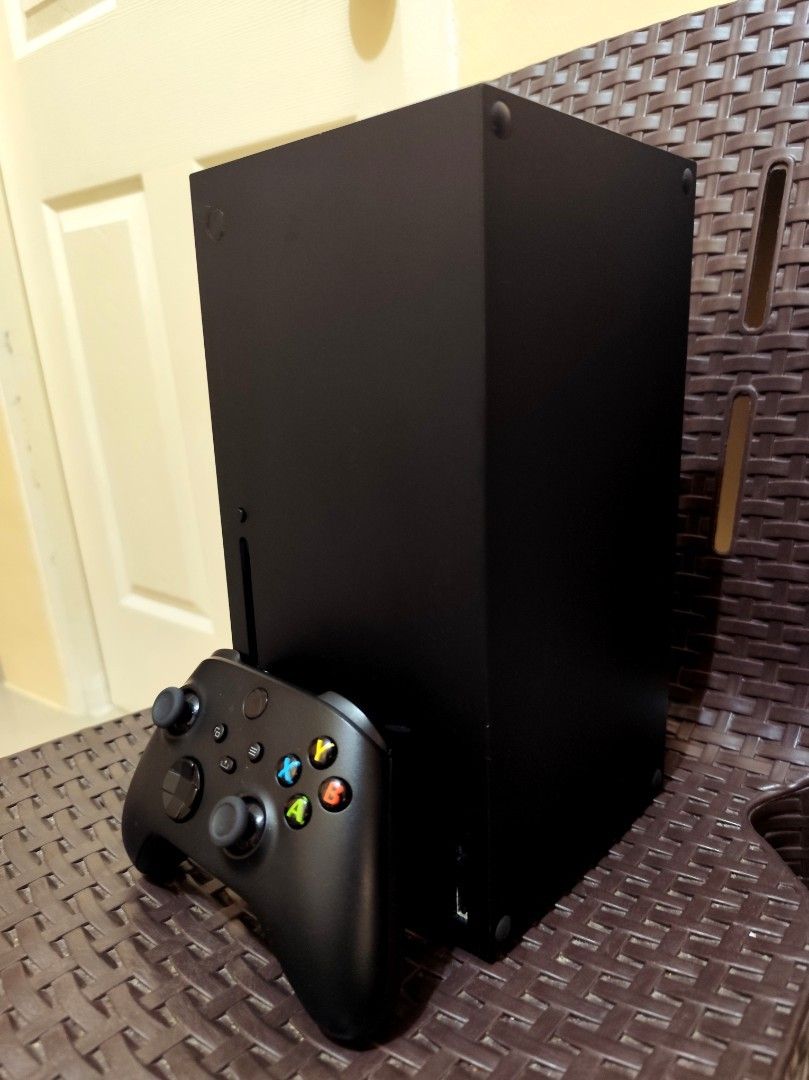 Xbox Series X with games (Category: Xbox) located in Manila. Submitted by jettgutier06007 (Listing ID 1468311559, Image 2). Description: For sale only... Xbox Series X Free digital games: EXPEDITION 33 (2025 GOTY ED.) Monster hunter world monster hunter wilds forza horizon 4 forza horizon 5 wild hearts Price: 24,995 FIX.. No issue 👍👍👍 working 100% Also updated to latest firmware Complete with original cables 1 controller all working no drift n