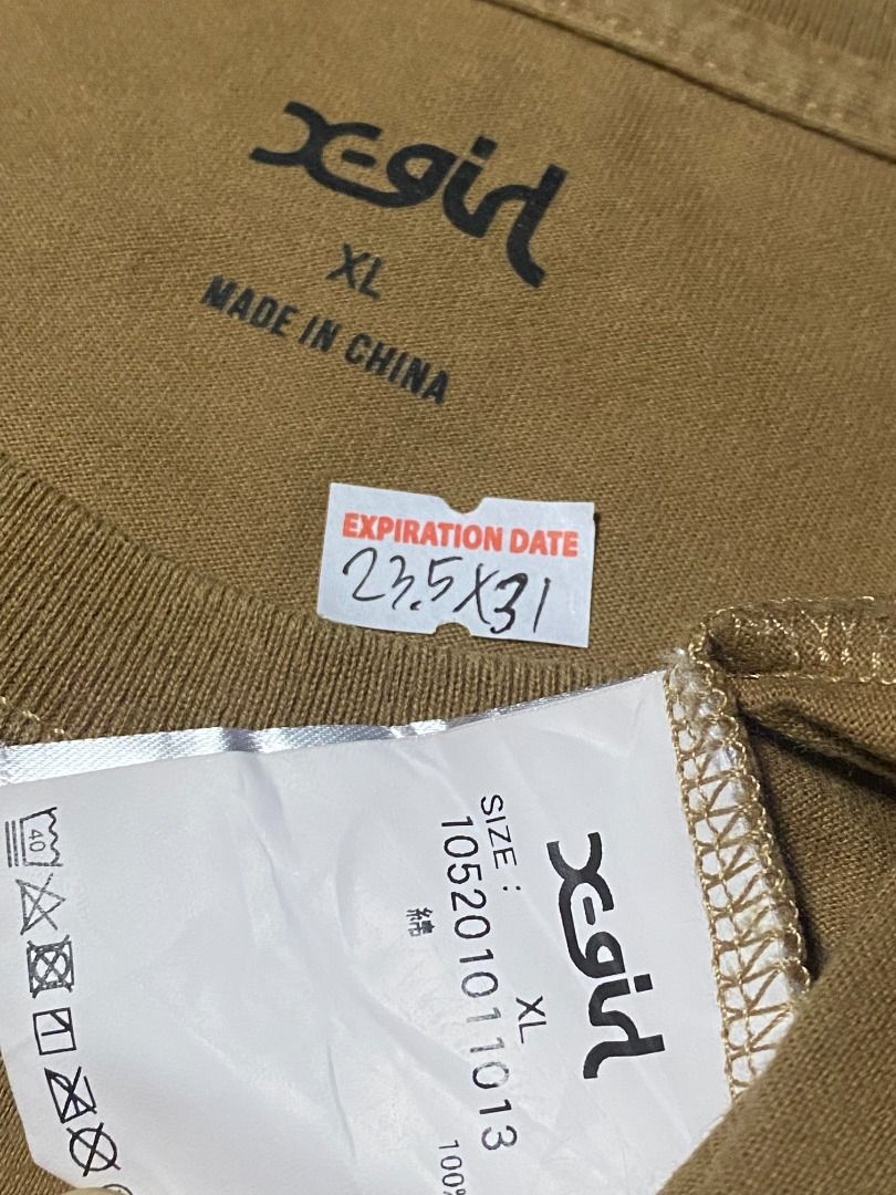 X-girl shirt (Category: Tshirts & Polo Shirts ) located in Las Pinas. Submitted by all_details_posted (Listing ID 1468428665, Image 2). Description: may konting tuldok na bleach stain pero malabo lang, may bakat ng dikit ng band aid sa likod need deep wash lang.
