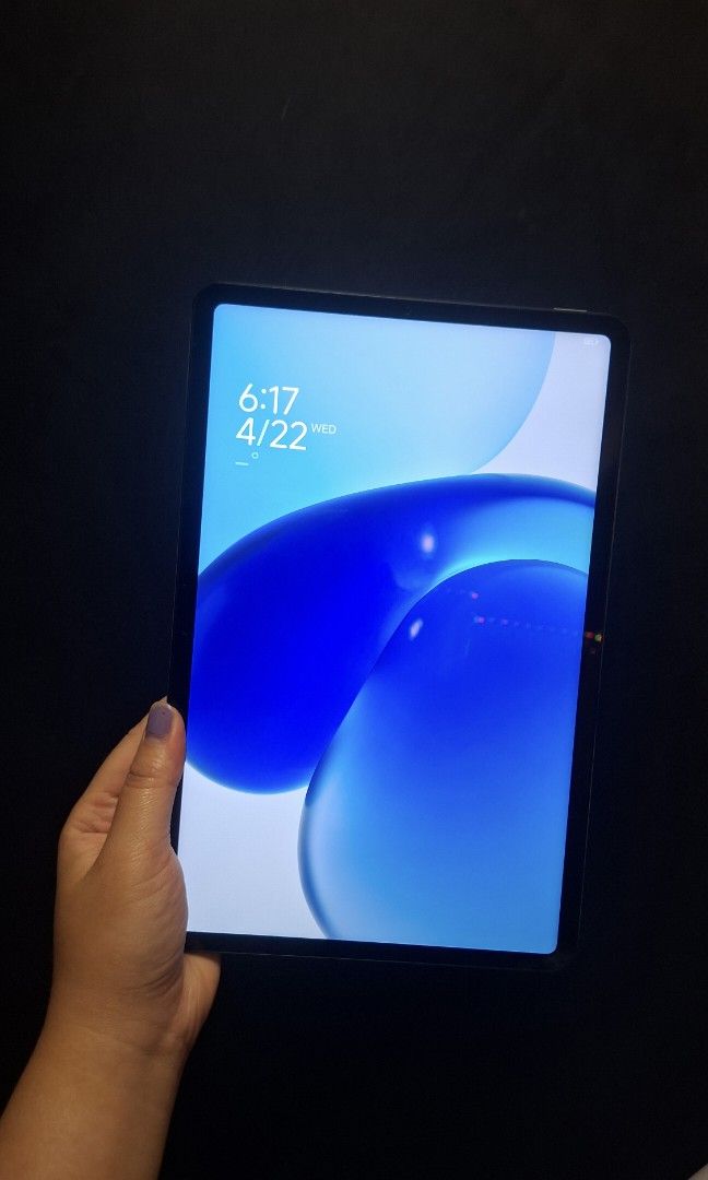 Xiaomi Pad 6 Mist Blue 8+256 (Category: Android) located in Rizal. Submitted by shop.sunny (Listing ID 1468375394, Image 1). Description: Has some cosmetic defects but they aren't noticeable in a case. I'll throw in the case and a free pen too..