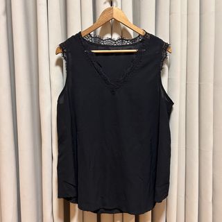 (Category: ) located in . Submitted by from99abovecloset (Listing ID 1468313011, Image 1). Description: .