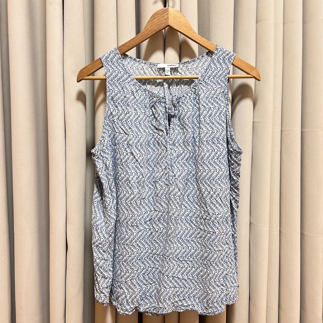 XL Sonoma Blue Printed Top (Category: Sleeveless) located in Rizal. Submitted by from99abovecloset (Listing ID 1468312790, Image 1). Description: CODE:048 Size: XL Armhole (laid flat):11” Bust (around): 48” Length (laid flat): 26” Cotton rayon | loose | like new .