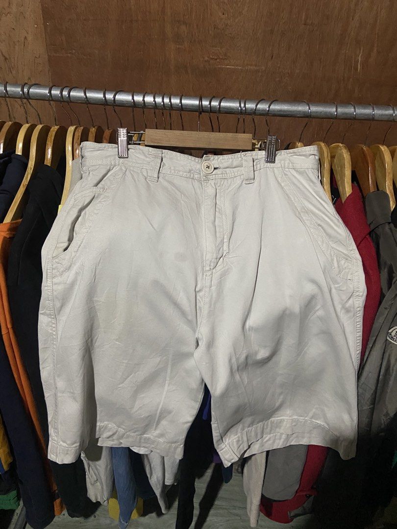 Y2K BILLABONG SHORT JEANS (Category: Shorts) located in Naga. Submitted by lux.shirt.ph (Listing ID 1468459637, Image 1). Description: dm dm dm.