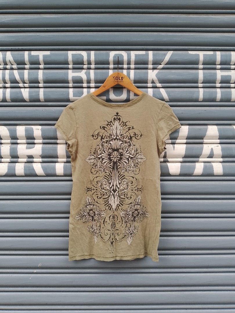 Y2k Cyber Grunge Style (Category: Activewear) located in Manila. Submitted by gentlestone1998 (Listing ID 1468321056, Image 2). Description: .