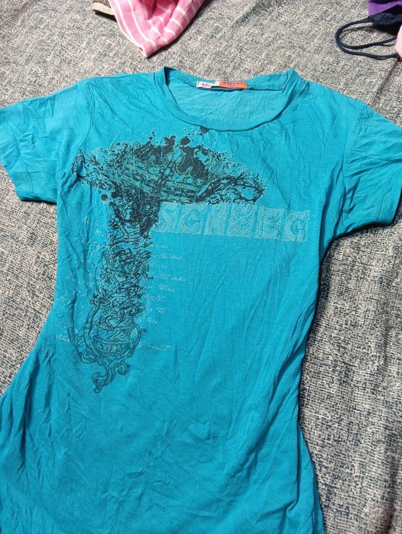 Y2k grunge crown womens top (Category: Blouses) located in Binangonan. Submitted by uhwhynot (Listing ID 1468447538, Image 3). Description: .