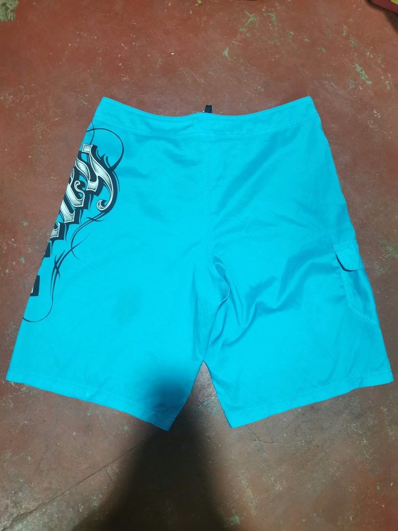 y2k hurley boardshort (Category: Swim Trunks & Board Shorts) located in Alegria. Submitted by snowf. (Listing ID 1468420723, Image 3). Description: y2k hurley boardshort size 34 no issue.
