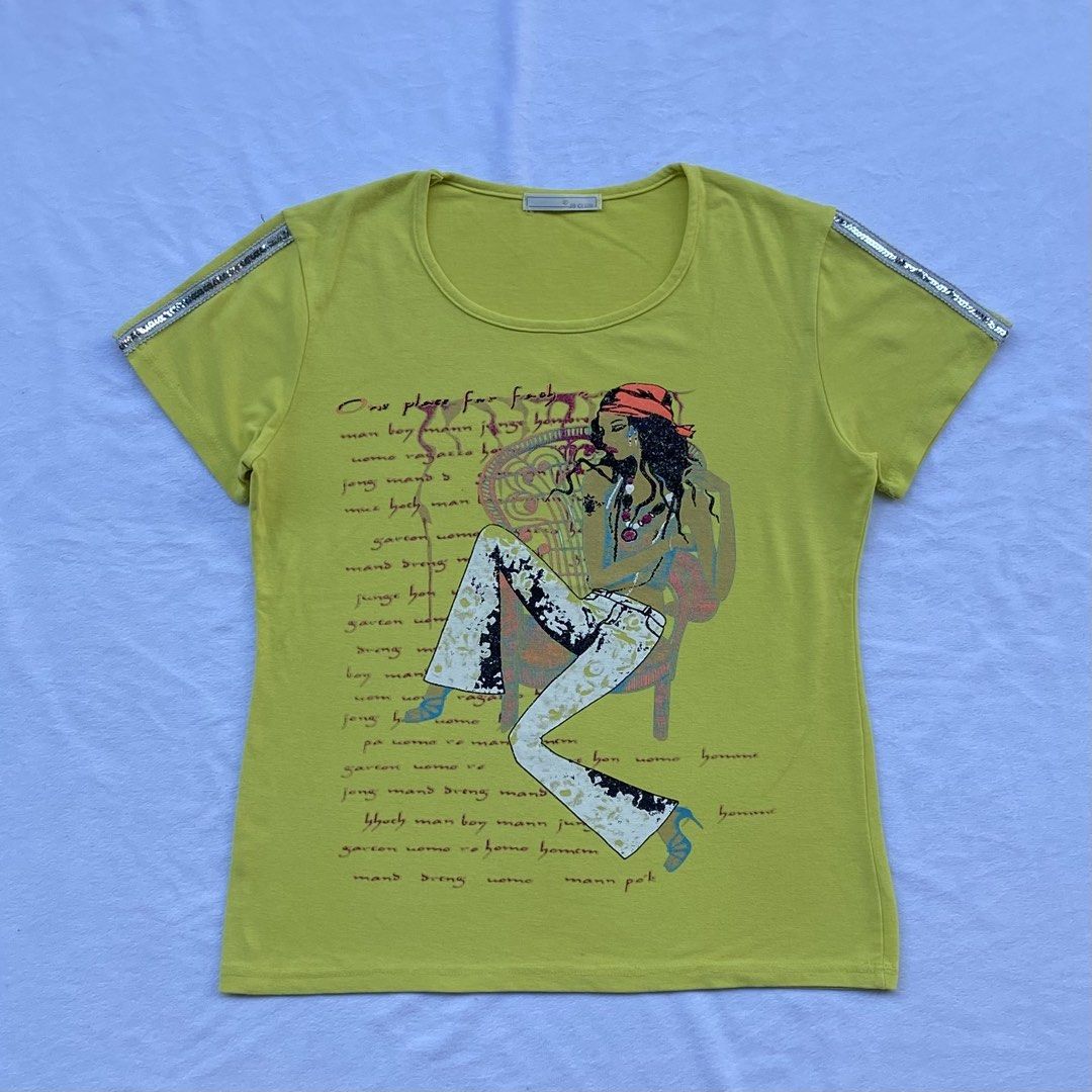 Y2K Js Club (Category: Blouses) located in General Santos City (Dadiangas). Submitted by kala_chuchi (Listing ID 1468498063, Image 1). Description: Size. Medium 17 inches width 21 inches length No flaws Over all condition Excellent .