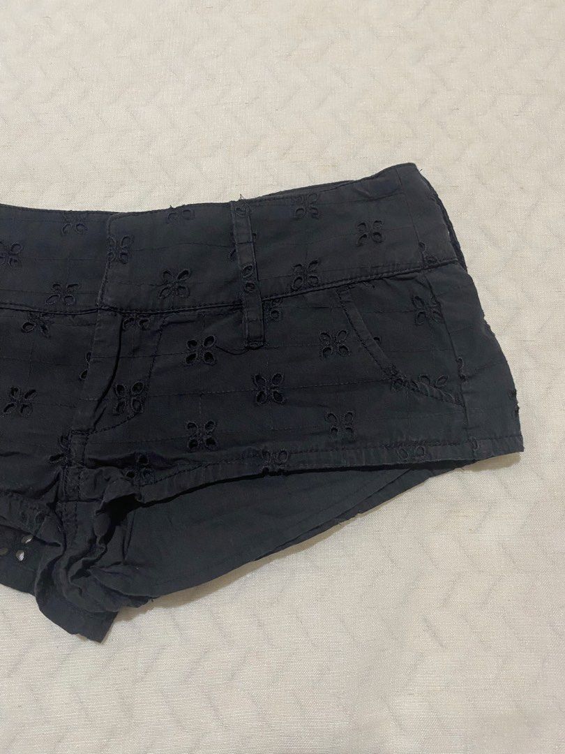 Y2k micro mini low rise eyelet shorts (Category: Shorts) located in Marilao. Submitted by kyssmarila (Listing ID 1468433349, Image 3). Description: — Size: 28” — Front rise: 6.5” — Inseam: 1” — Back rise: 11.5” — Length: 7” — Condition: 9/10 — Flaws: None.