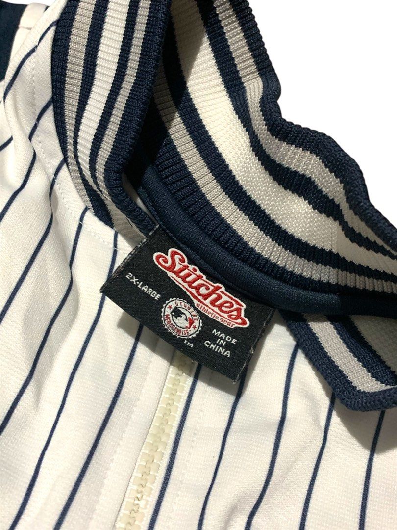 Y2K NY Jersey (Category: Tshirts & Polo Shirts ) located in Manila. Submitted by lyf_7hrift (Listing ID 1468373306, Image 3). Description: Y2K NY Jersey P700 32L 27W Dimes 10/10 Color Rate Excellent Condition.