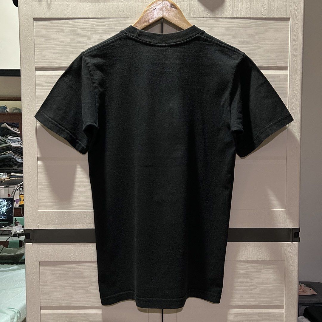 Y2K Pro 5 Black Blank Shirt Small (Category: Tshirts & Polo Shirts ) located in Baguio. Submitted by thrift_zi3 (Listing ID 1468359370, Image 2). Description: Y2K Pro 5 Black Blank Shirt Small Small on tag W 17.5" L 26.5" *white marks, pit stains, & three pin holes Mine 200.