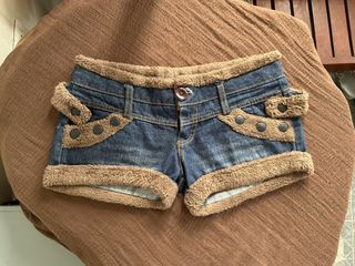 (Category: ) located in . Submitted by _l1lyy_ (Listing ID 1468343085, Image 1). Description: .
