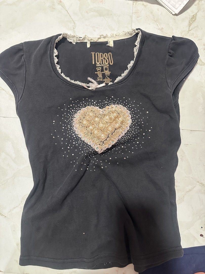 y2k top (Category: Blouses) located in Cavite. Submitted by ysbalx (Listing ID 1468435185, Image 1). Description: .
