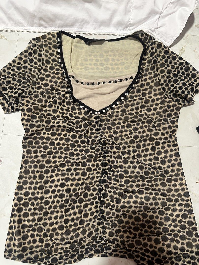 y2k top (Category: Blouses) located in Cavite. Submitted by ysbalx (Listing ID 1468435391, Image 1). Description: .