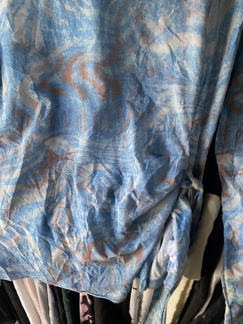 Y2k vibes (Category: Dresses) located in Manila. Submitted by freshfindresale (Listing ID 1468323995, Image 3). Description: Small to medium.