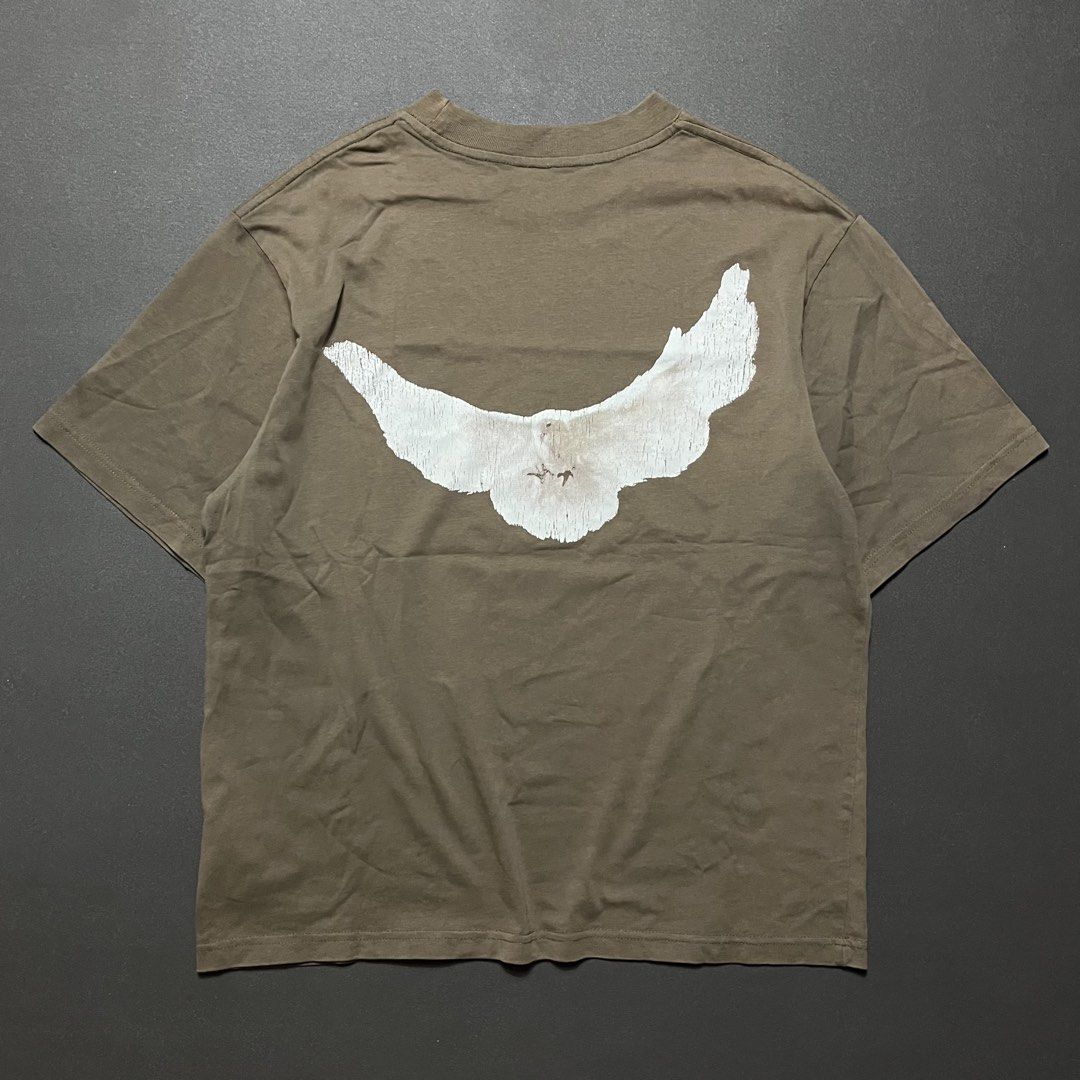 Yeezy Gap Shirt (Category: Tshirts & Polo Shirts ) located in Moncada. Submitted by tishokthrift (Listing ID 1468422502, Image 2). Description: .