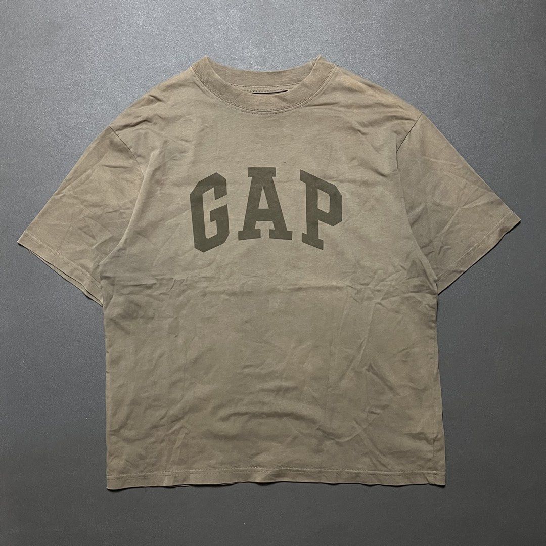 Yeezy Gap Shirt (Category: Tshirts & Polo Shirts ) located in Moncada. Submitted by tishokthrift (Listing ID 1468422502, Image 1). Description: .