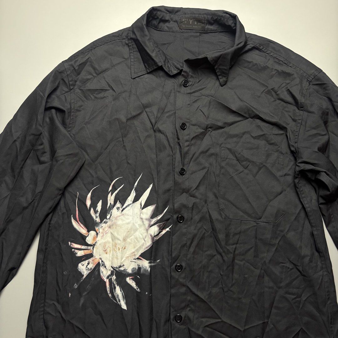 Yohji Yamamoto Syte Black Button Down (Category: Activewear) located in Dinalupihan. Submitted by hell.thrift (Listing ID 1468326529, Image 2). Description: Yohji Yamamoto syte 29x21 No issue.