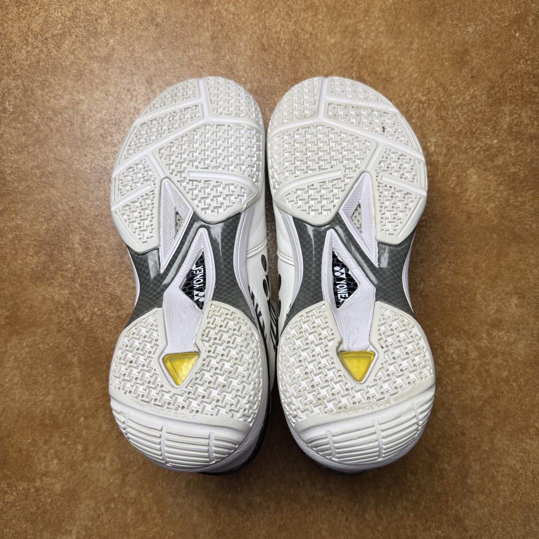 YONEX 65z3 (Category: Sneakers) located in Panabo. Submitted by shoerarefinds (Listing ID 1468304029, Image 2). Description: YÒÑÈX 65z3 SIZE: CM 24 / EURO 38 / US 8 EXCELLENT CONDITION LOCATION: PANABO CITY, DAVAO DEL NORTE, 8105 2000 FREESHIPPING.