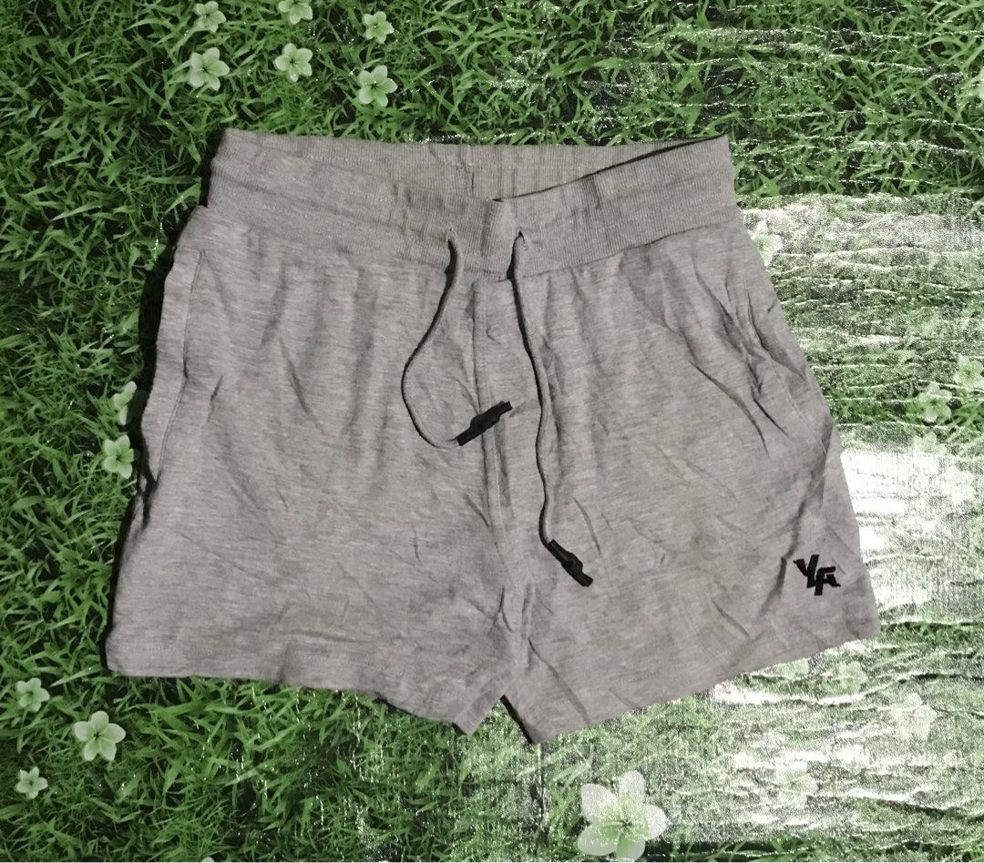 YOUNGLA MEN’S GREY ATHLETICS SHORT (Category: Activewear) located in Cebu City. Submitted by nelsonix (Listing ID 1468363022, Image 2). Description: YOUNGLA MEN’S GREY ATHLITECS SHORT SIZE XL W32to34 L15 EXCELLENT CONDITION 9.5/10 COLOR RATE GREY COLORWAY ABOVE THE KNEE NO ISSUE.
