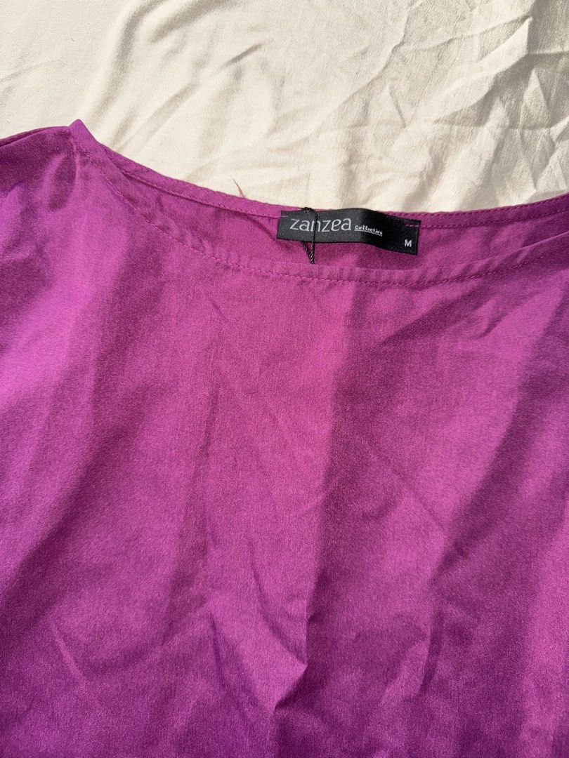 Zanea blouse women top (Category: Blouses) located in Mandaluyong City. Submitted by uol77 (Listing ID 1468359186, Image 2). Description: Can fit up to xl frame.