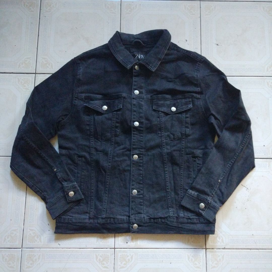 Zara Black Denim Jacket XXL (Category: Coats, Jackets and Outerwear) located in Pasay City. Submitted by denimdude.ph (Listing ID 1468342054, Image 1). Description: .