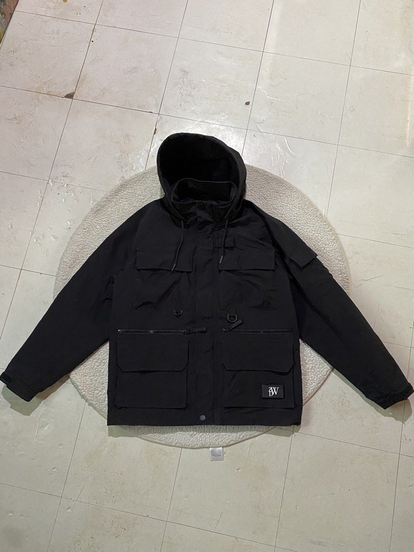Zara Black Utility Hooded Jacket Size S (Category: Coats, Jackets and Outerwear) located in Cebu City. Submitted by sharksmile (Listing ID 1468317163, Image 2). Description: Zara multi pocket utility windbreaker 🔸size : small 🔸width: 22 🔸length: 28 🔸excellent to as new condition 🔸1k shipp via JnT.