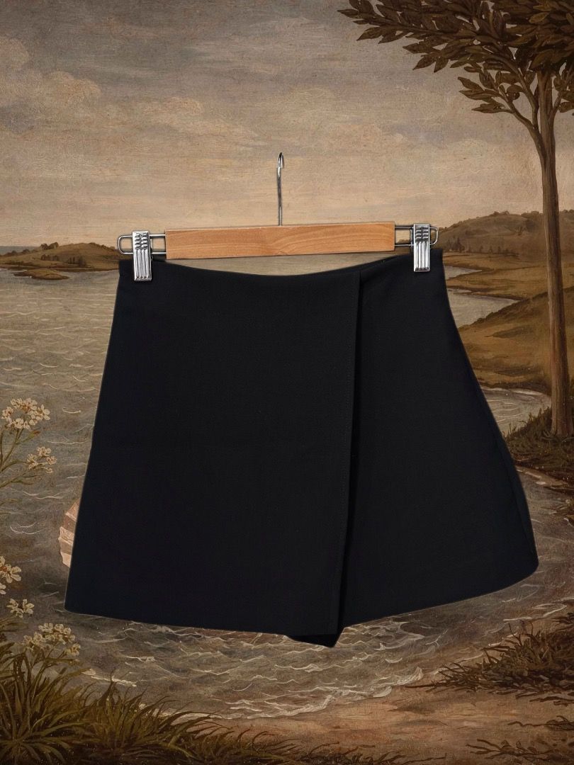 Zara black wrap skort (Category: Activewear) located in Dasmarinas. Submitted by thrifteefinds (Listing ID 1468367326, Image 1). Description: Zara black wrap skort Size: XS 26WL 13.5L Excellent condition M/Mine: 450 DM: Name | Contact | Address & Brgy Please comment MINE only if you’re 100% sure and ready to pay. No return or exchange .