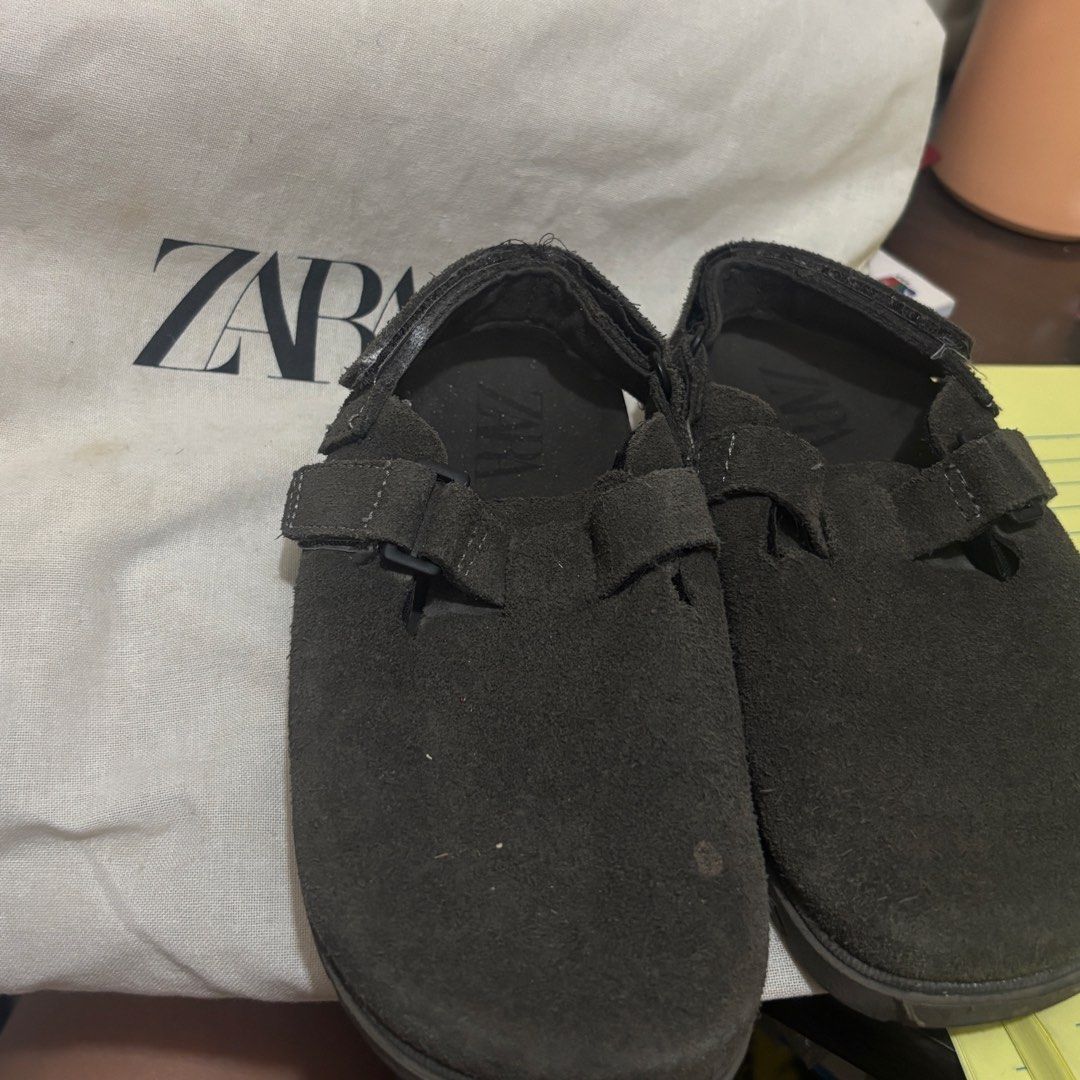 Zara clogs (Category: Babies & Kids Fashion) located in Manila. Submitted by nics.erivera (Listing ID 1468396347, Image 1). Description: .