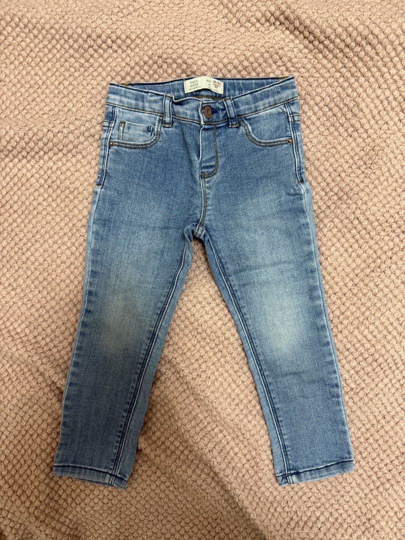 Zara Denim 18-24 Month’s (Category: Babies & Kids Fashion) located in Imus. Submitted by mysticstar_f121de (Listing ID 1468286504, Image 1). Description: .