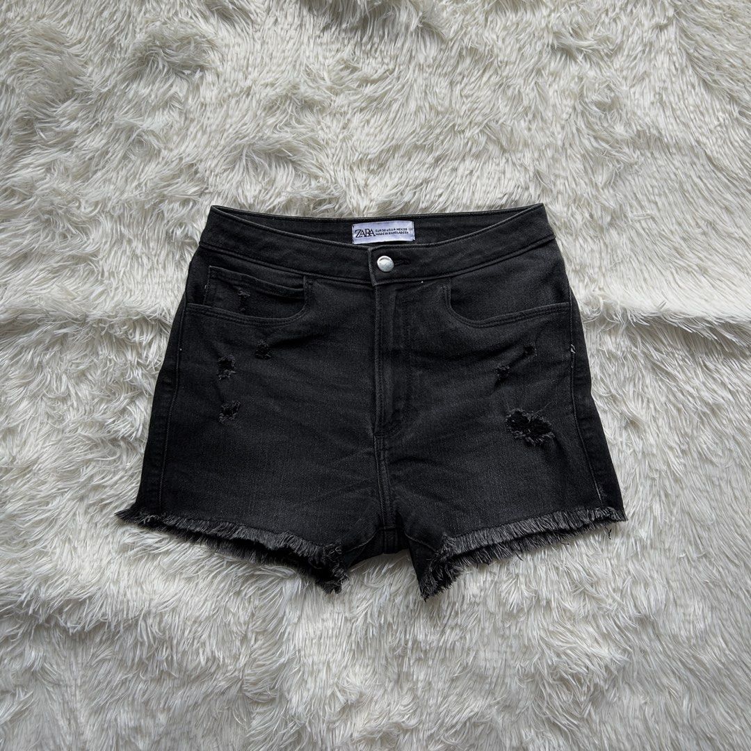 ZARA Denim Short (Category: Shorts) located in Cavite. Submitted by closetbycole (Listing ID 1468337551, Image 1). Description: brand: zara — fits 26-28 waistline — no flaws — stretchable soft denim fabric.