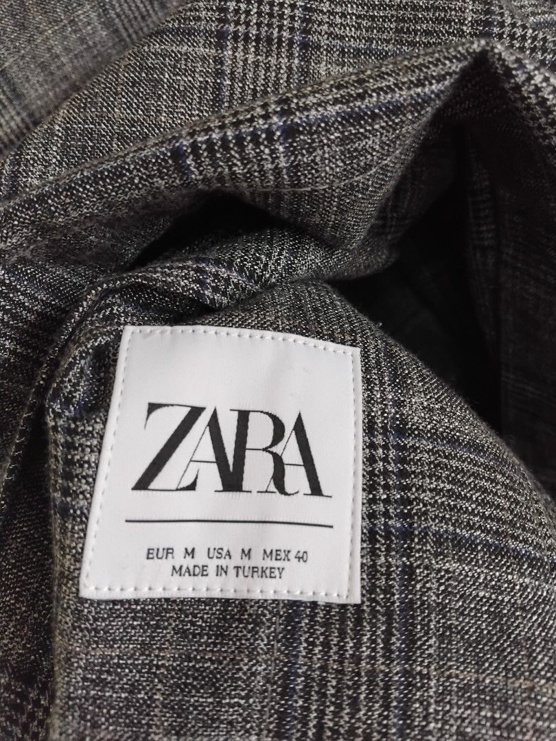 Zara Grey Plaid Check Zip-Up Harrington Jacket (Category: Coats, Jackets and Outerwear) located in Pasig City. Submitted by hustlexcurate (Listing ID 1468334947, Image 3). Description: Zara Grey Plaid Check Zip-Up Harrington Jacket Size MEDIUM Dimensions: 21X28.