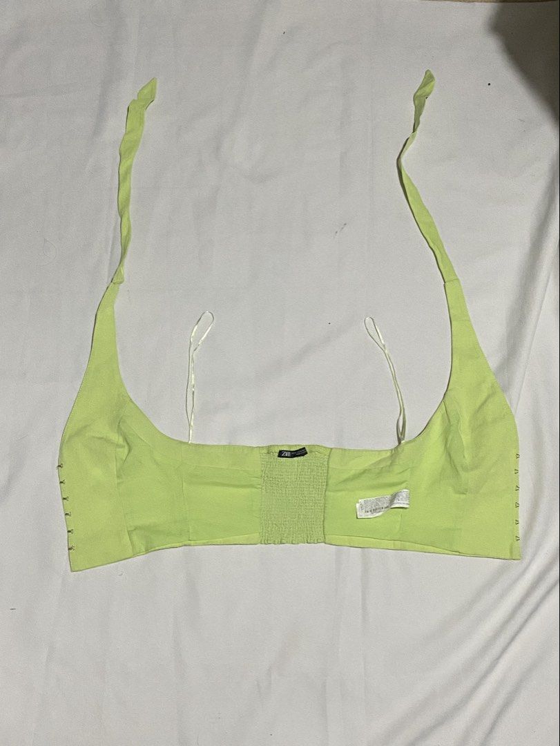 Zara Halter Top in Green (Category: Others Tops) located in Makati City. Submitted by weirdshopping (Listing ID 1468287634, Image 1). Description: .