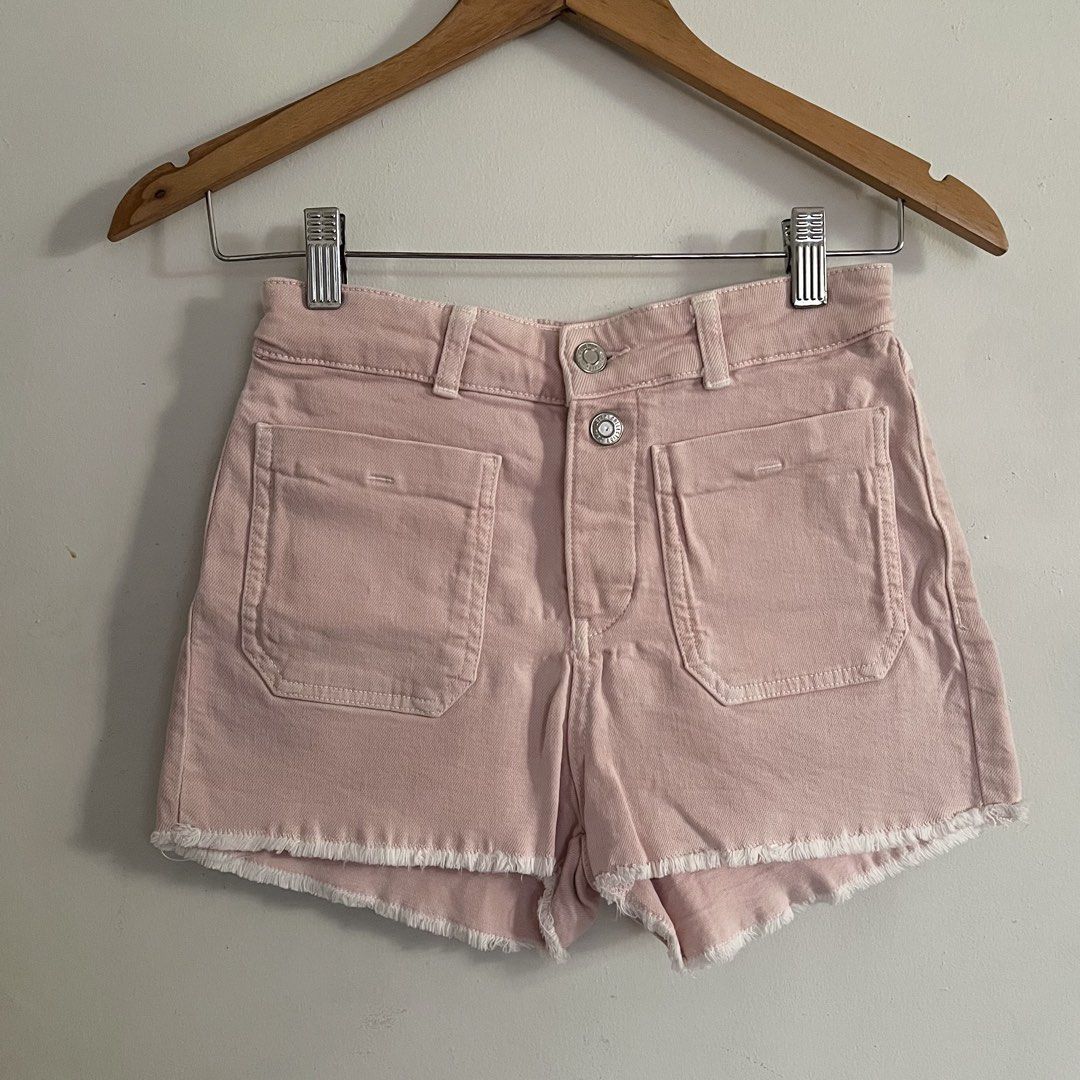 Zara hi-waisted shorts (Category: Babies & Kids Fashion) located in Manila. Submitted by ourburstingwardrobe_ (Listing ID 1468359879, Image 1). Description: Size 13-14 Fits pre-teen Great condition.