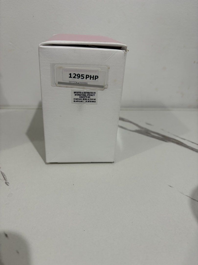 Zara Orchid Intense Eau de Parfum 90ml (Category: Fragrance & Deodorants) located in Manila. Submitted by coolphoenix_f1e702 (Listing ID 1468394120, Image 2). Description: - Item: Zara Orchid Intense Eau de Parfum - Volume: 90 ml - Condition: Brand new, unused, in original box - Packaging: Pink glass bottle with silver cap - Scent Profile: Fresh, ideal for daily wear - Reason for selling: Decluttering extra purchases (great for gifting!) .