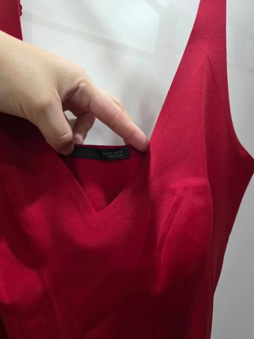 Zara Red Polyamide Blend Bodysuit Size L (Category: Blouses) located in Manila. Submitted by pauraffaella (Listing ID 1468395453, Image 3). Description: ‼️FIRST TO PAY GET THE ITEM ° Zara Red Bodysuit - Large °Zara Green Tube Top - Large ° Love, Bonito Tube Top - Large.