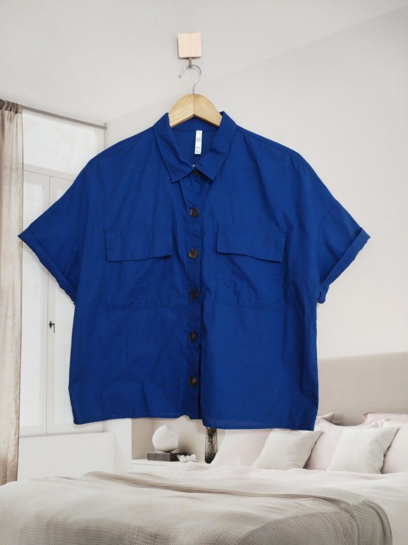 Zara royal blue boxy top (Category: Blouses) located in Lucena. Submitted by styleddsc (Listing ID 1468326599, Image 2). Description: Medium to large.