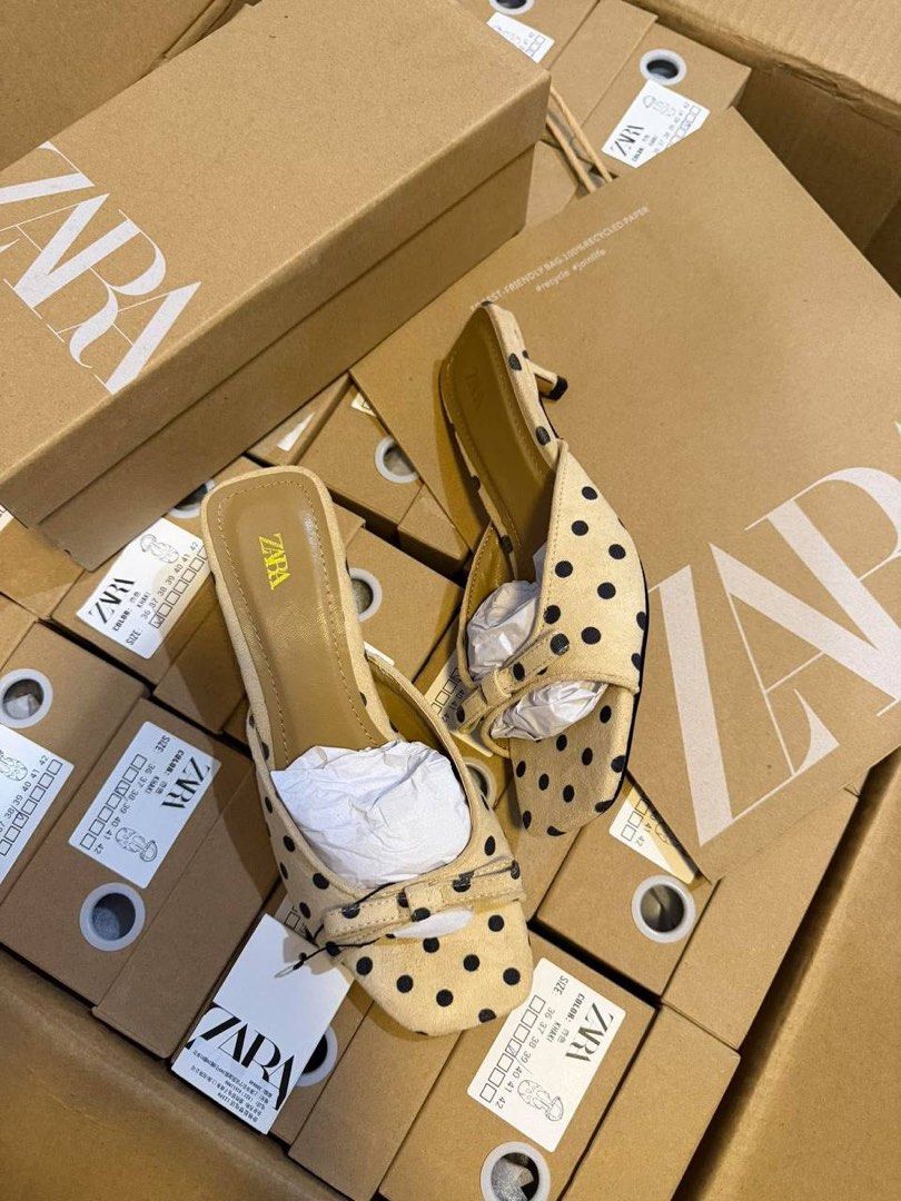 Zara Sandals (Category: Flats & Sandals) located in Binan City. Submitted by pinkykeenshop (Listing ID 1468412923, Image 3). Description: .