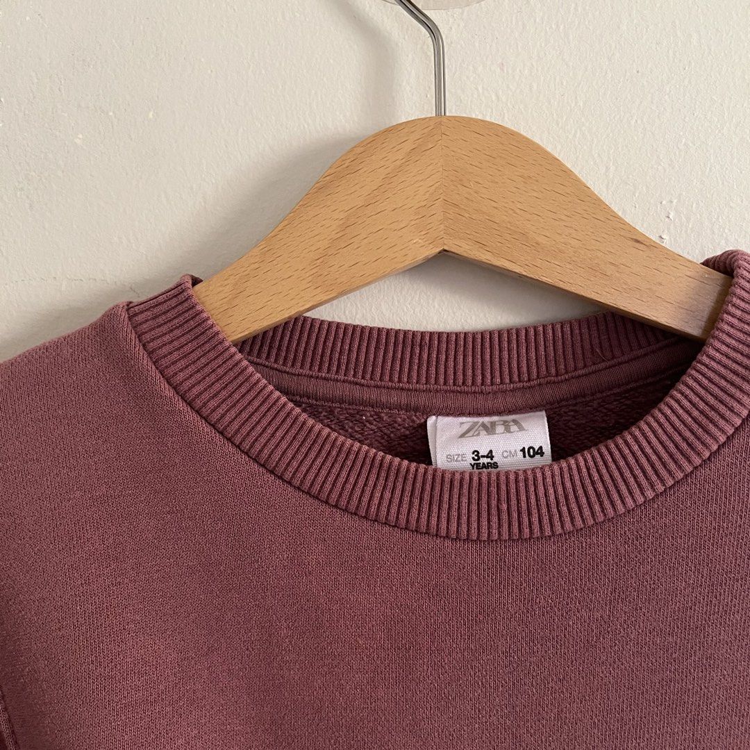 Zara slogan mauve sweater (Category: Babies & Kids Fashion) located in Manila. Submitted by ourburstingwardrobe_ (Listing ID 1468363124, Image 3). Description: Size 4 Great condition.