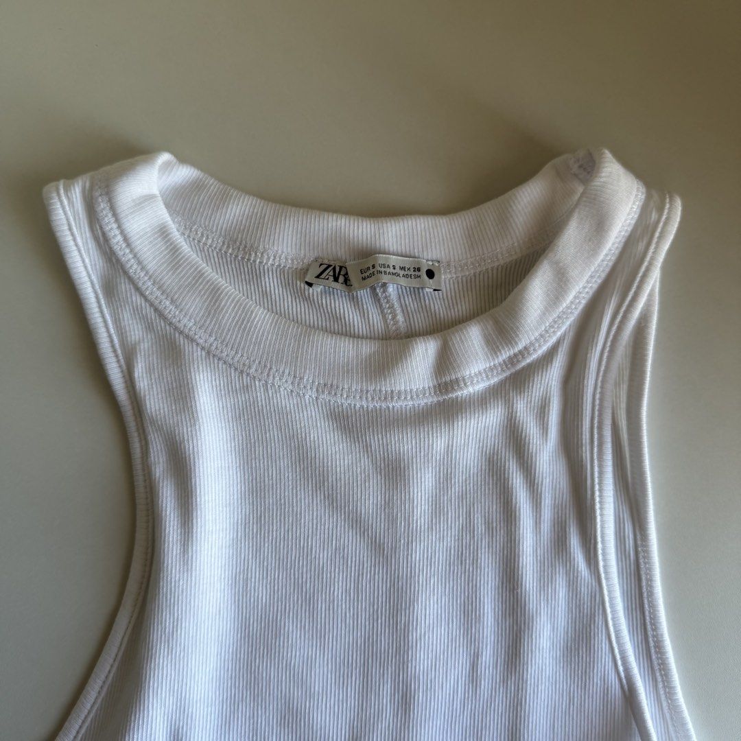 Zara White Basic Top (Category: Sleeveless) located in Santa Rosa. Submitted by ceyllective (Listing ID 1468377714, Image 2). Description: .