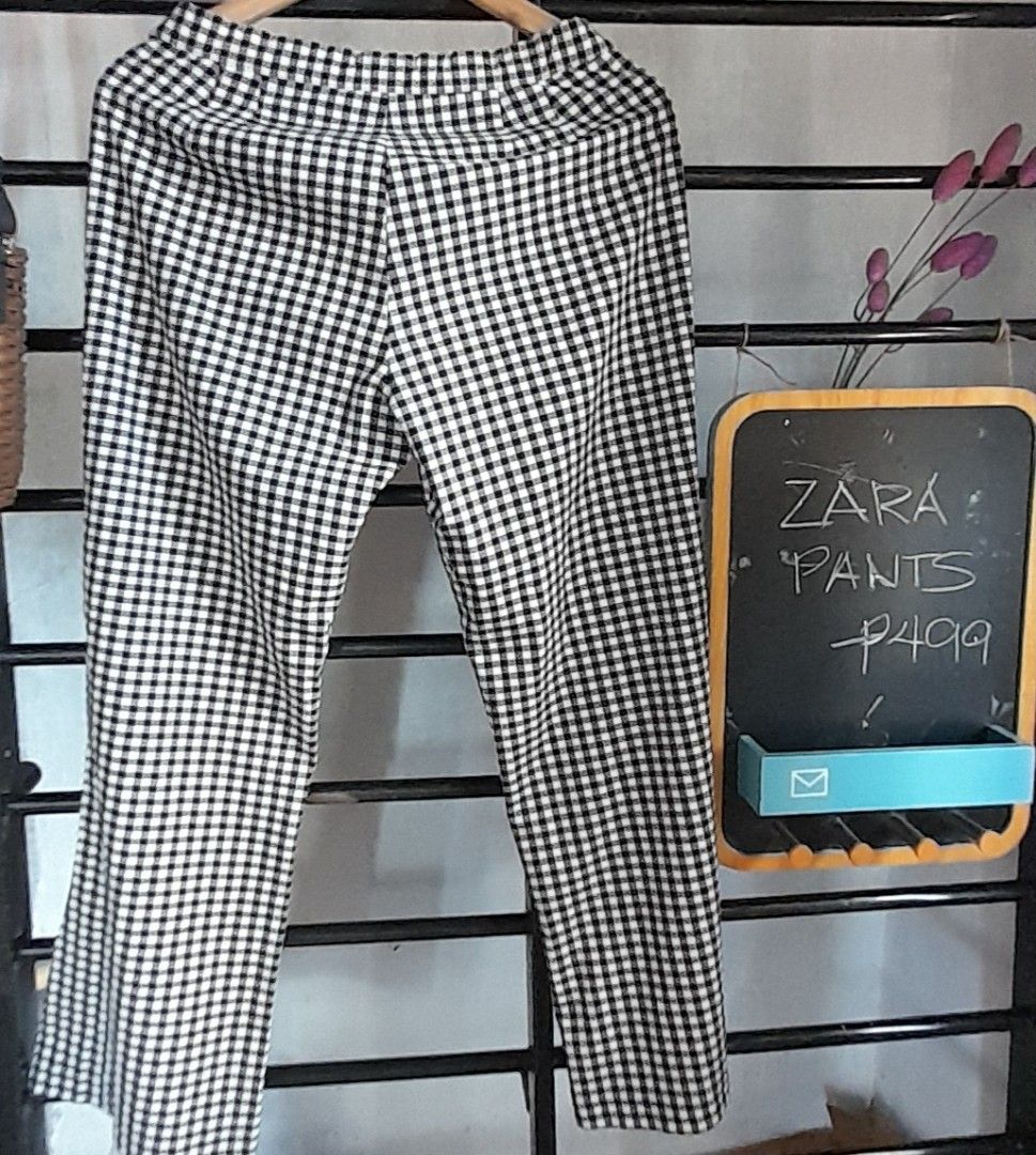 Zara Wideleg Gingham Pants (Category: Jeans) located in Batangas. Submitted by norskieshoppe (Listing ID 1468297706, Image 2). Description: large on tag.