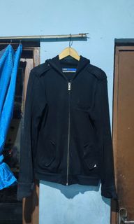 (Kategori: ) berada di . Dikirim oleh 02thriftrandom (ID iklan 1468304030, Gambar 1). Deskripsi: .
