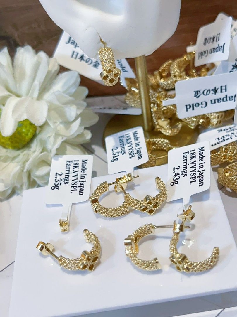 18k Japan Yg hoop earrings (Category: Earrings) located in Manila. Submitted by shaineofpreciousjewelshop (Listing ID 1468652389, Image 3). Description: .