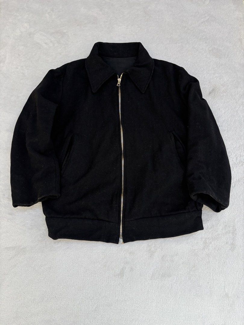 1930s French workwear Wool Jacket (Category: Coats, Jackets and Outerwear) located in Baguio. Submitted by thecollector2600 (Listing ID 1468509852, Image 1). Description: Has shorter sleeves for working condition Made of wool. Has cuts on the pockets and repair stitches on the back Pit to pit-21” Length-24” Shoulders-17” Sleeves- 22”.