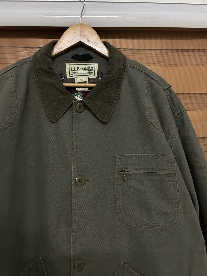 2000’s LL Bean Field Coat (Category: Coats, Jackets and Outerwear) located in Manila. Submitted by foundarchive.ph (Listing ID 1468702399, Image 2). Description: 2000’s Vintage LL Bean Field Coat Brand new with tags Size XXL on tag (30L x 27W) ₱4,500 only (₱16k+ srp) Perfect for winter season Padala from Canada Manila area can ship nationwide .
