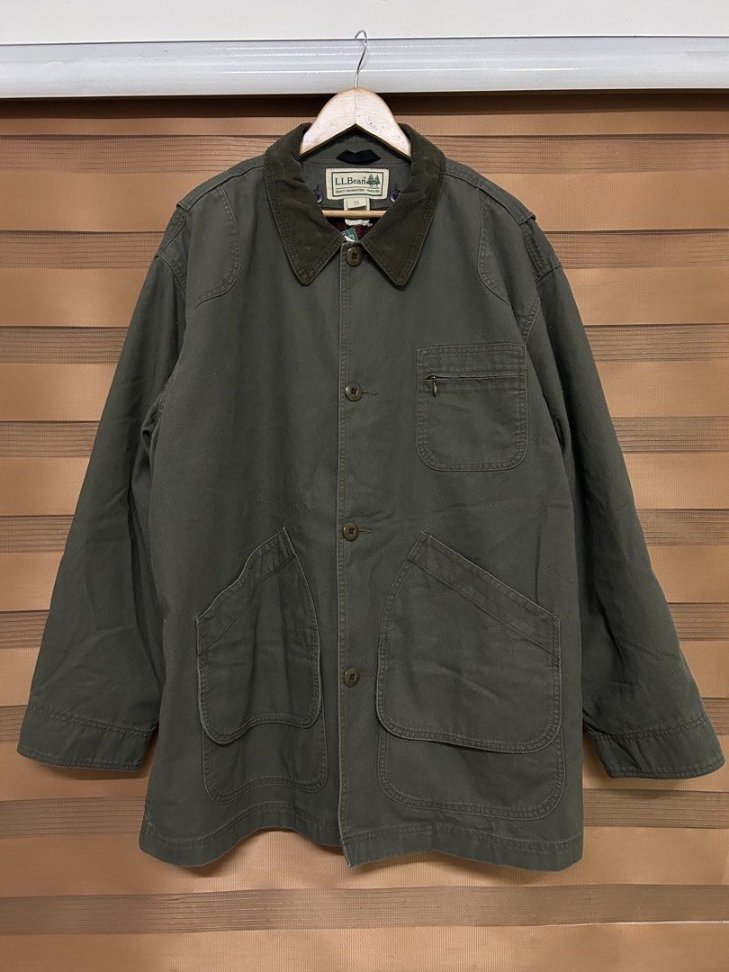 2000’s LL Bean Field Coat (Category: Coats, Jackets and Outerwear) located in Manila. Submitted by foundarchive.ph (Listing ID 1468702399, Image 1). Description: 2000’s Vintage LL Bean Field Coat Brand new with tags Size XXL on tag (30L x 27W) ₱4,500 only (₱16k+ srp) Perfect for winter season Padala from Canada Manila area can ship nationwide .