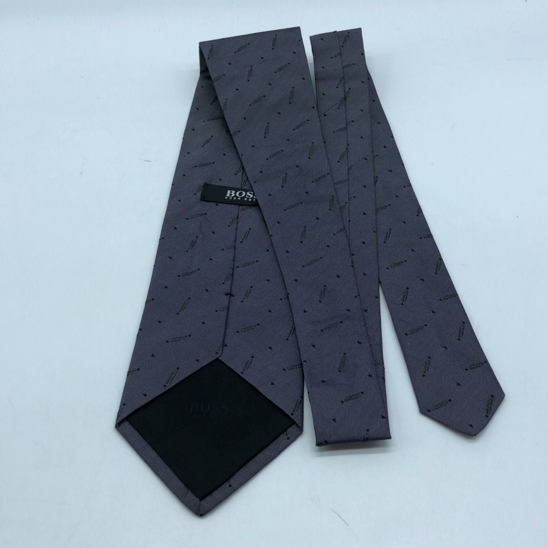 267010004 HUGO BOSS NECKTIE DARK GRAY (Category: Ties) located in Taguig. Submitted by ecoring.ph (Listing ID 1468587221, Image 3). Description: ◆CONDITION: B+ ◆DESCRIPTIONS: (Other defects/info:) The body of the necktie shows signs of use, but remains in good condition. ◆SIZE: ⁎WIDTH: 9cm. (approximately only) ⁎LENGTH: 148cm. (approximately only) ◆INCLUSIONS: NONE ⚠︎Please note that all sizes are approximate and may vary slightly. ⚠︎Please be re