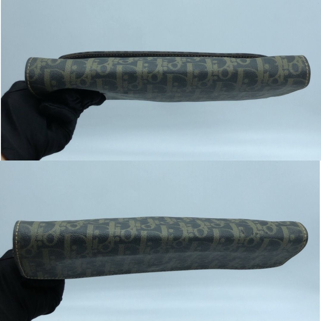 267010052 DIOR SLG POUCH OLD TYPE (Category: Luxury Bags & Wallets) located in Taguig. Submitted by ecoring.ph (Listing ID 1468582502, Image 3). Description: ◆CONDITION: B ◆DESCRIPTIONS: (Other defects/info:) OUTER: The body of the bag clutch is scratched, scuffed, stained, dirty, discolored, and deformed, has press marks, and shows signs of use. The edges and corners of the clutch are scratched, scuffed, stained, dirty, discolored, and deformed,