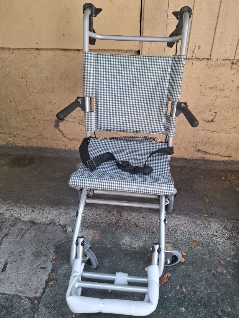 2nd Hand wheelchair (Category: Wheelchairs) located in Paranaque City. Submitted by strawberryeng (Listing ID 1468577427, Image 1). Description: FOR SALE ‼️‼️‼️PM IS THE KEY 👇 Like New Lightweight Foldable Travel Wheelchair (with Free Travel Bag) (NO ISSUE) Description: Selling a lightweight aluminum travel transport wheelchair in pristine, like-new condition. Only used 4 times total for brief outings. • Condition: 9.5/10 (Super clean, wheels an